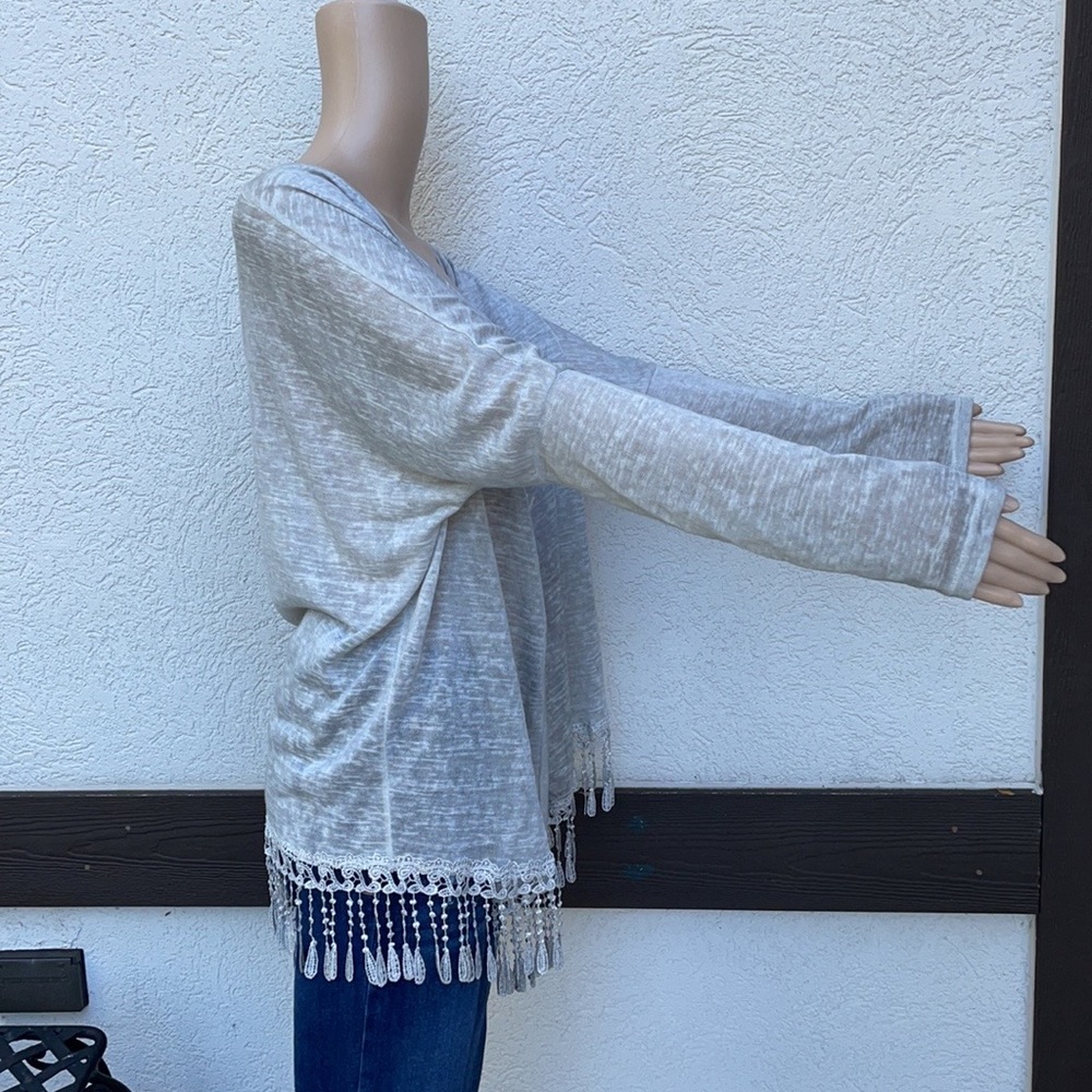 Elena Baldi | Lightweight Floral Lace Cardigan